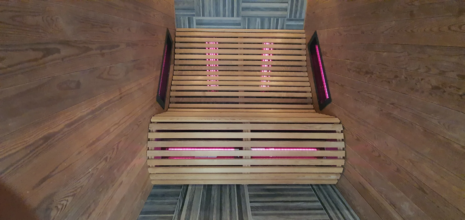 Realizacja nowoczesnej sauny wewnętrznej - zdjęcie 10