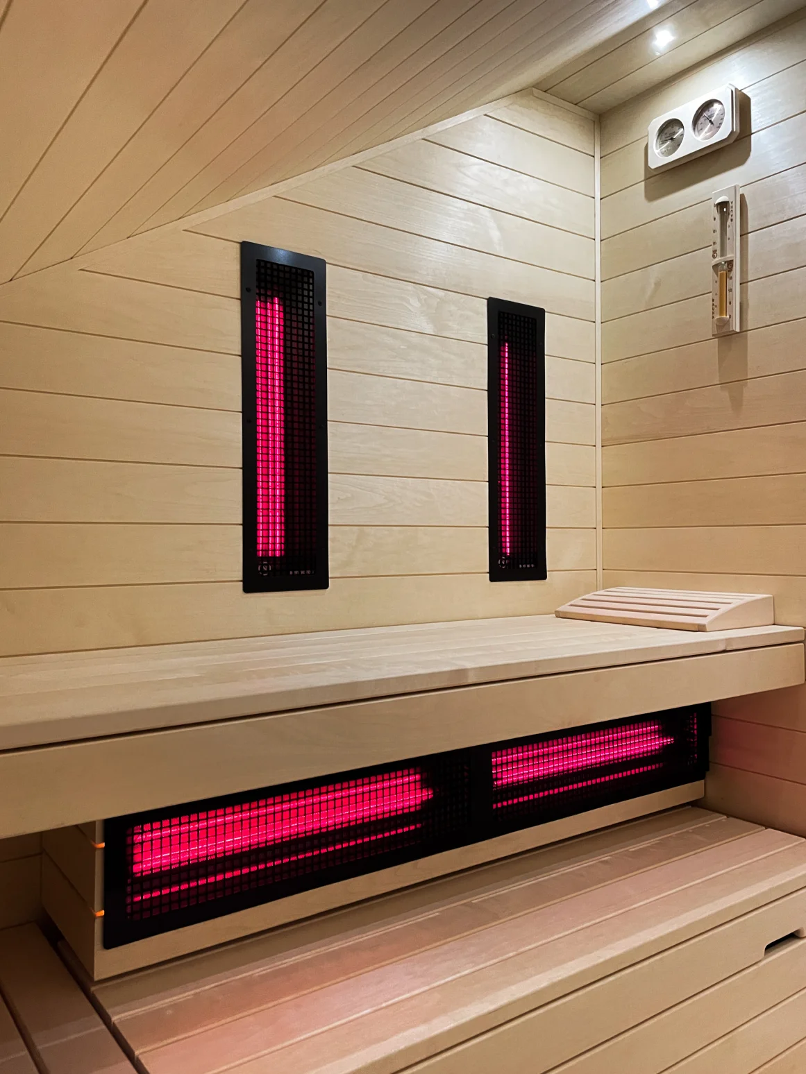 Realizacja nowoczesnej sauny wewnętrznej - zdjęcie 33