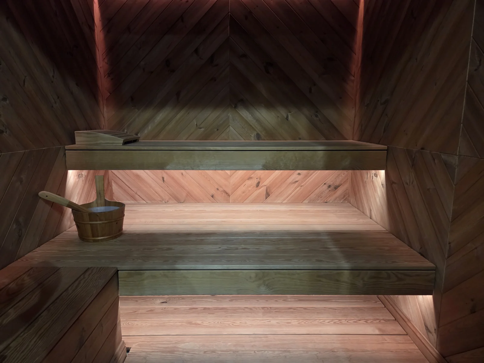 Realizacja nowoczesnej sauny wewnętrznej - zdjęcie 45