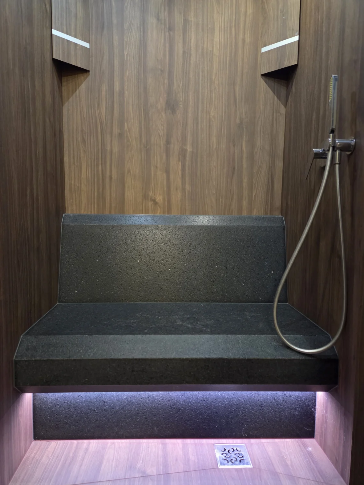 Realizacja nowoczesnej sauny wewnętrznej - zdjęcie 58