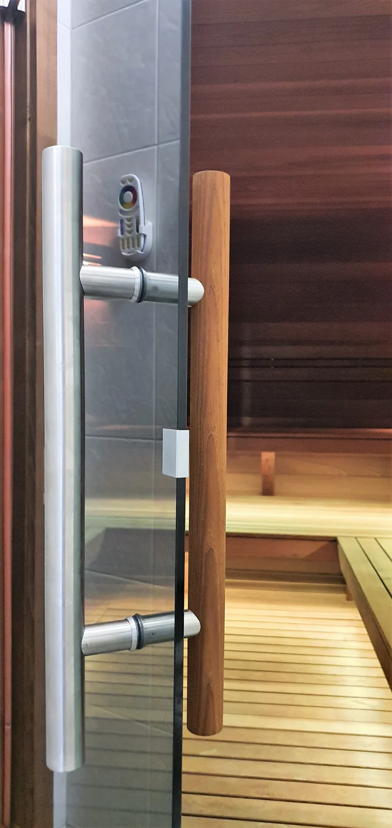 Realizacja nowoczesnej sauny wewnętrznej - zdjęcie 77
