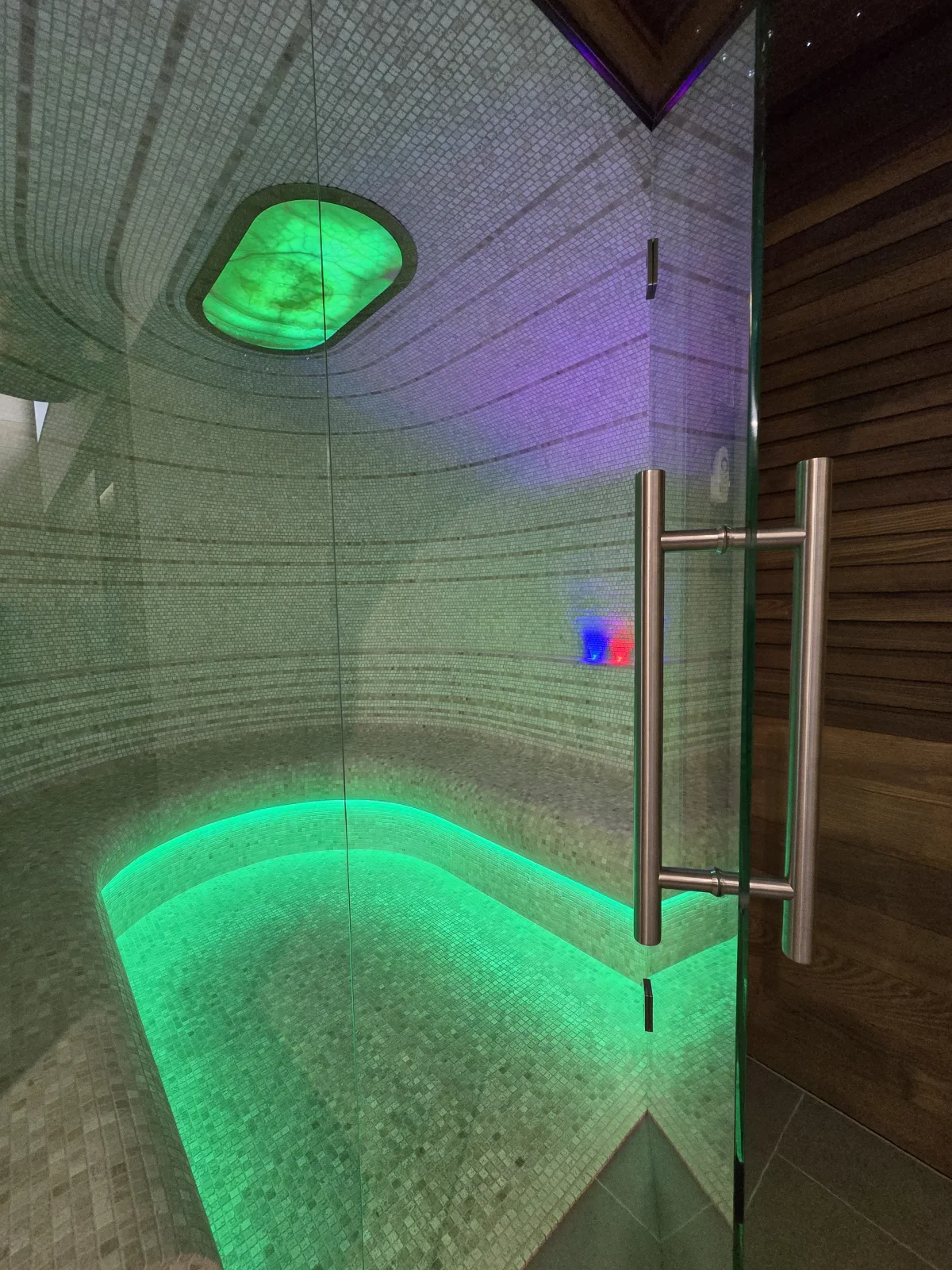 Realizacja nowoczesnej sauny wewnętrznej - zdjęcie 80