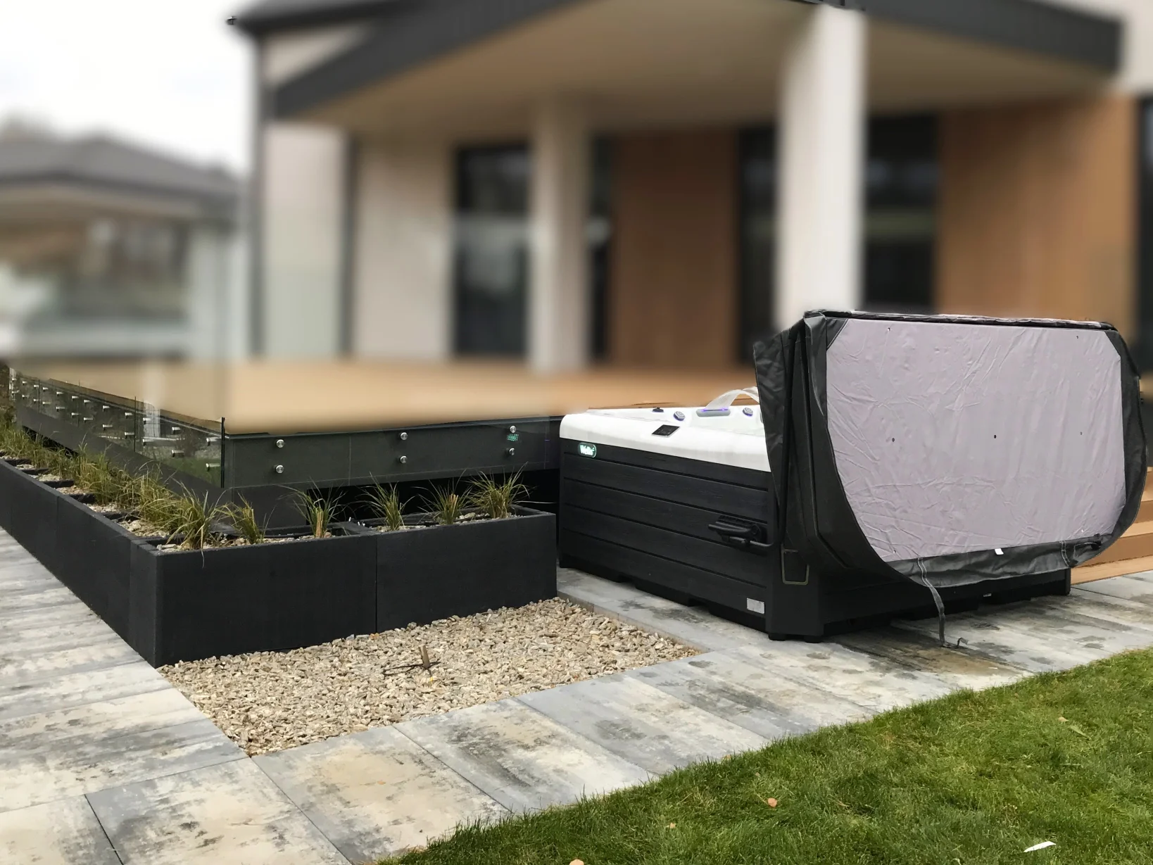 Realizacja jacuzzi - zdjęcie 9