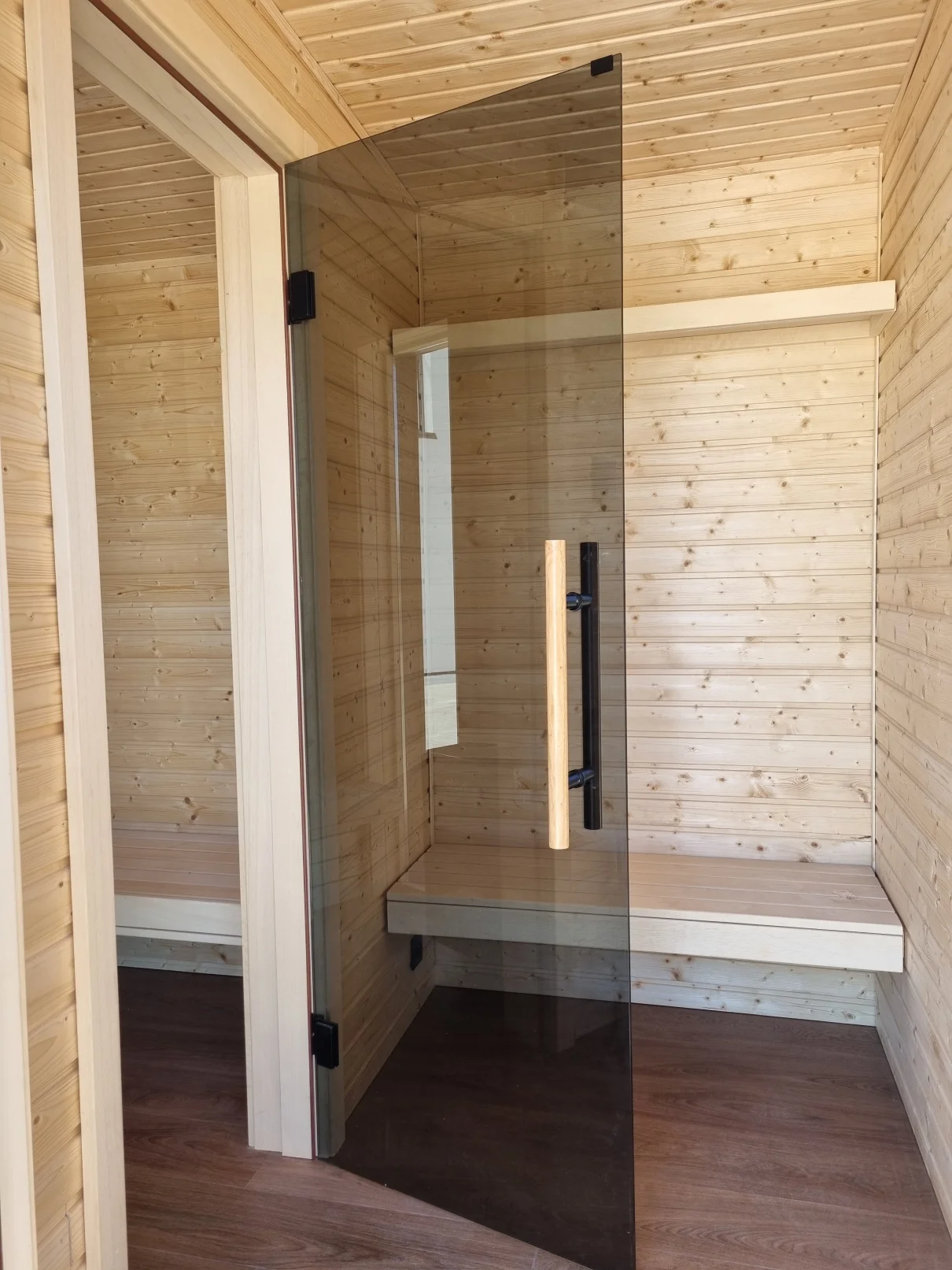 Realizacja nowoczesnej sauny zewnętrznej - zdjęcie 23