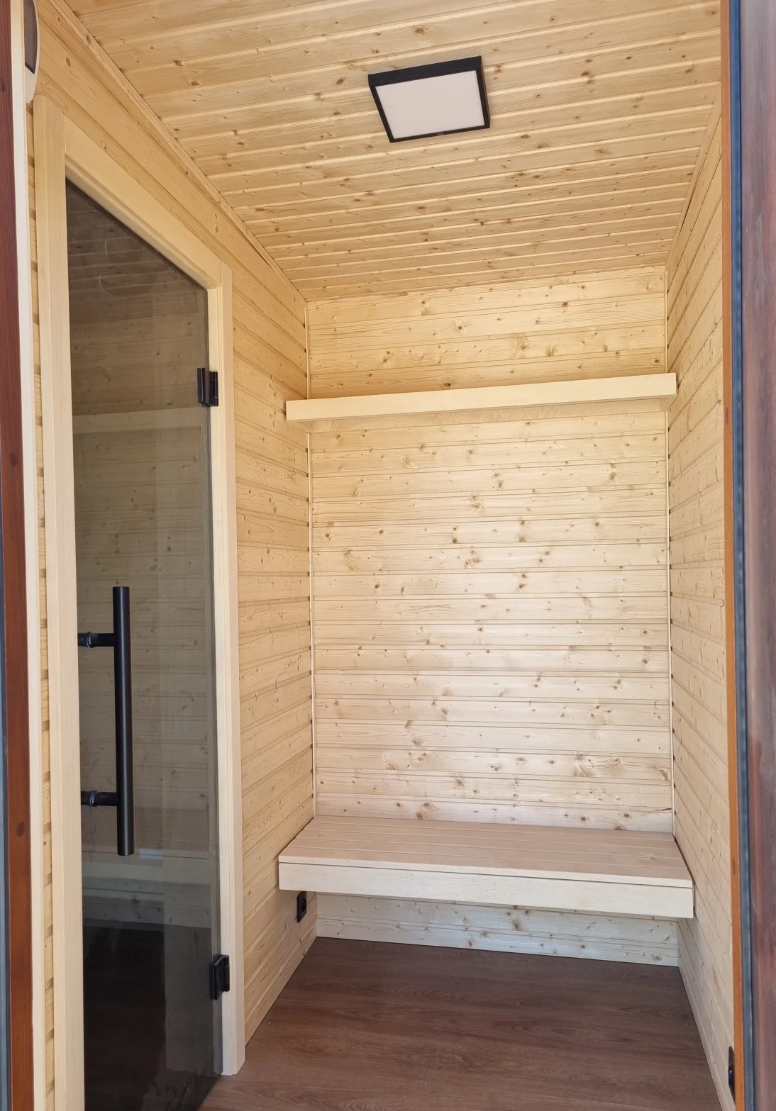Realizacja nowoczesnej sauny zewnętrznej - zdjęcie 24