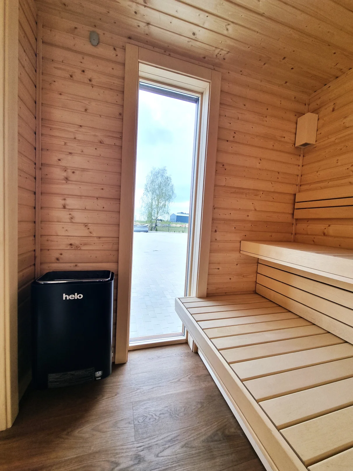 Realizacja nowoczesnej sauny zewnętrznej - zdjęcie 27