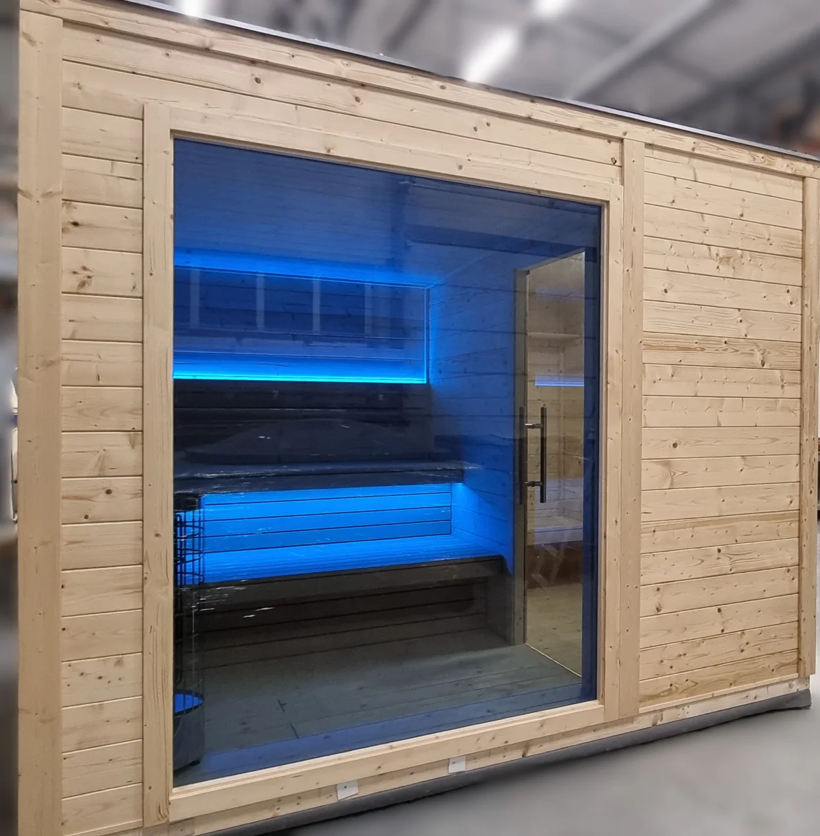 Realizacja nowoczesnej sauny zewnętrznej - zdjęcie 3