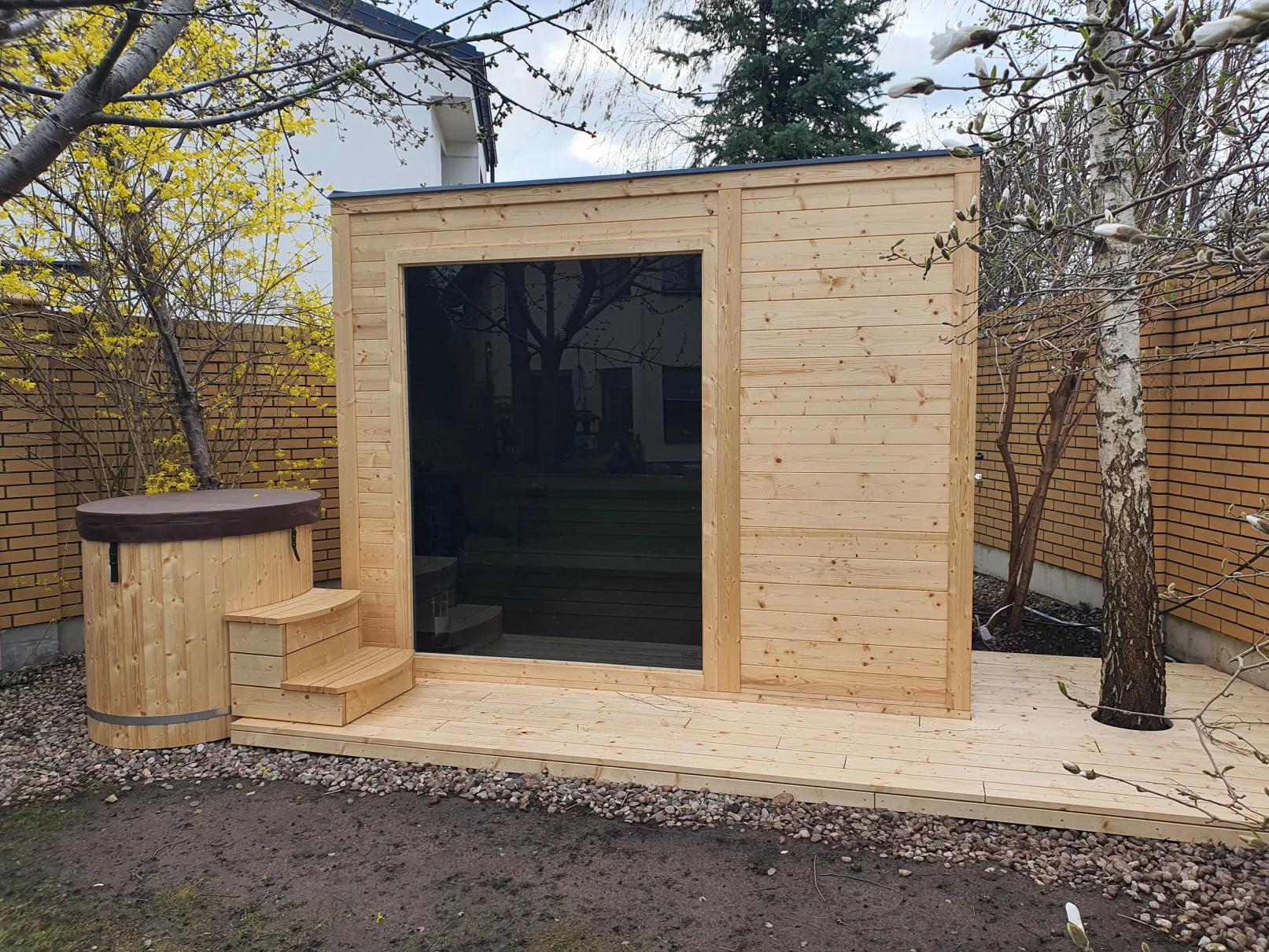 Realizacja nowoczesnej sauny zewnętrznej - zdjęcie 30