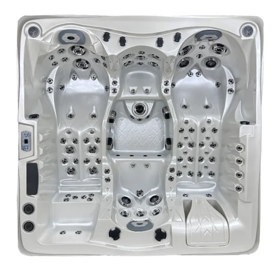 Jacuzzi Hydrosan SPA747 - widok 1